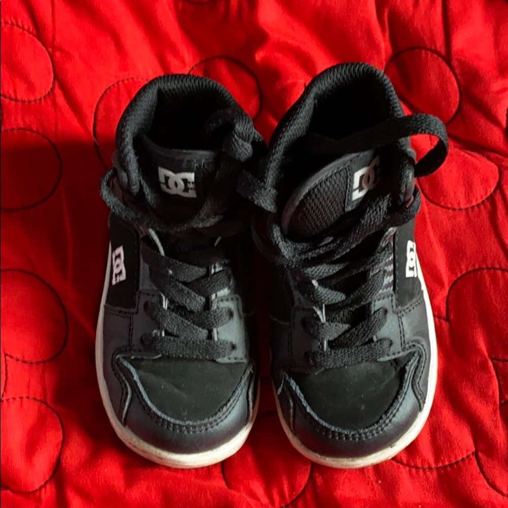 Dc shoes